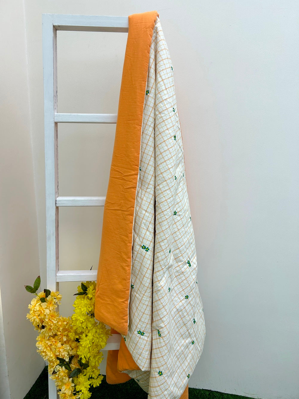Luxury Aura Floral Woven Set