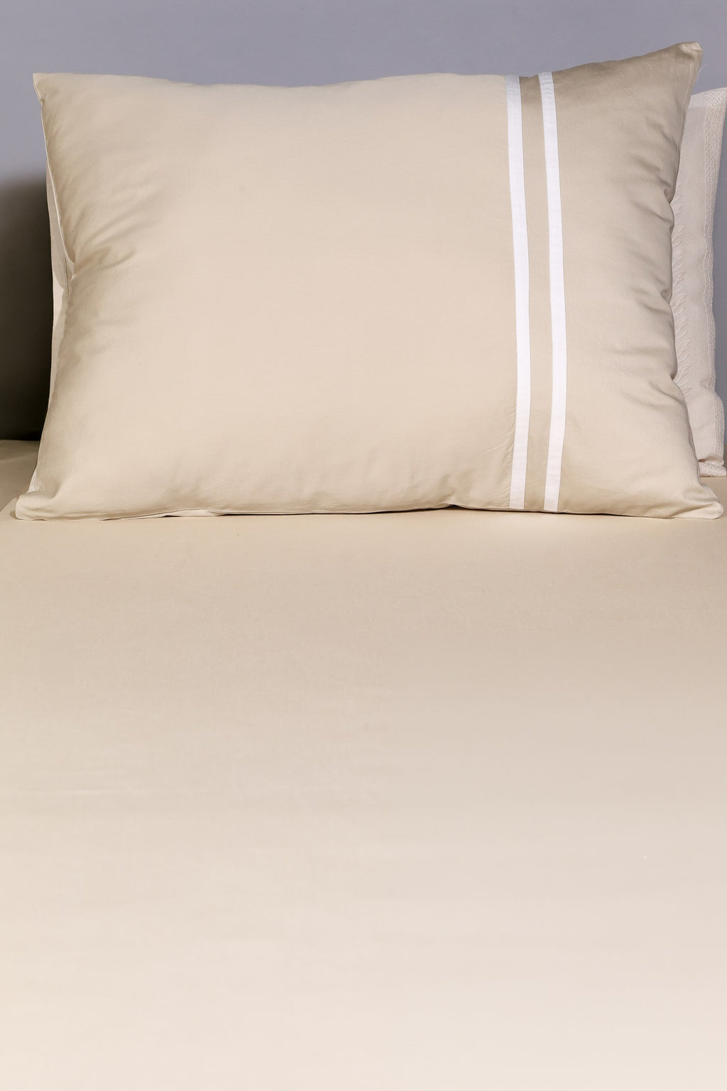 Premium Minimalist Linear 400Tc Cotton Satin Flat Bedding Set