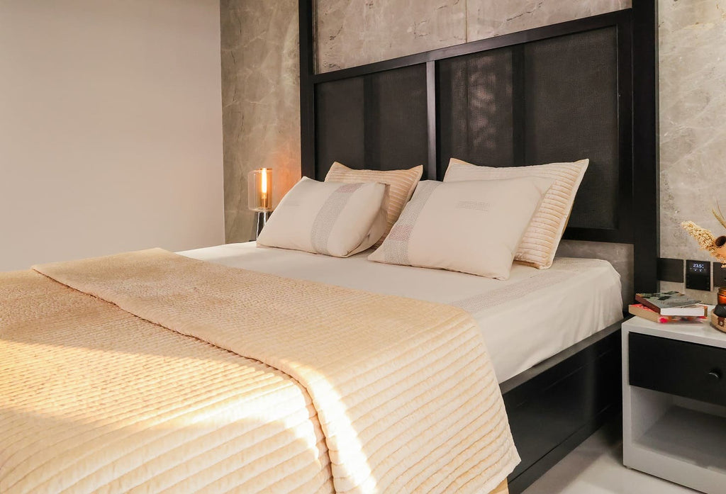 Luxury Handcrafted Channel Quilted Quilt Set