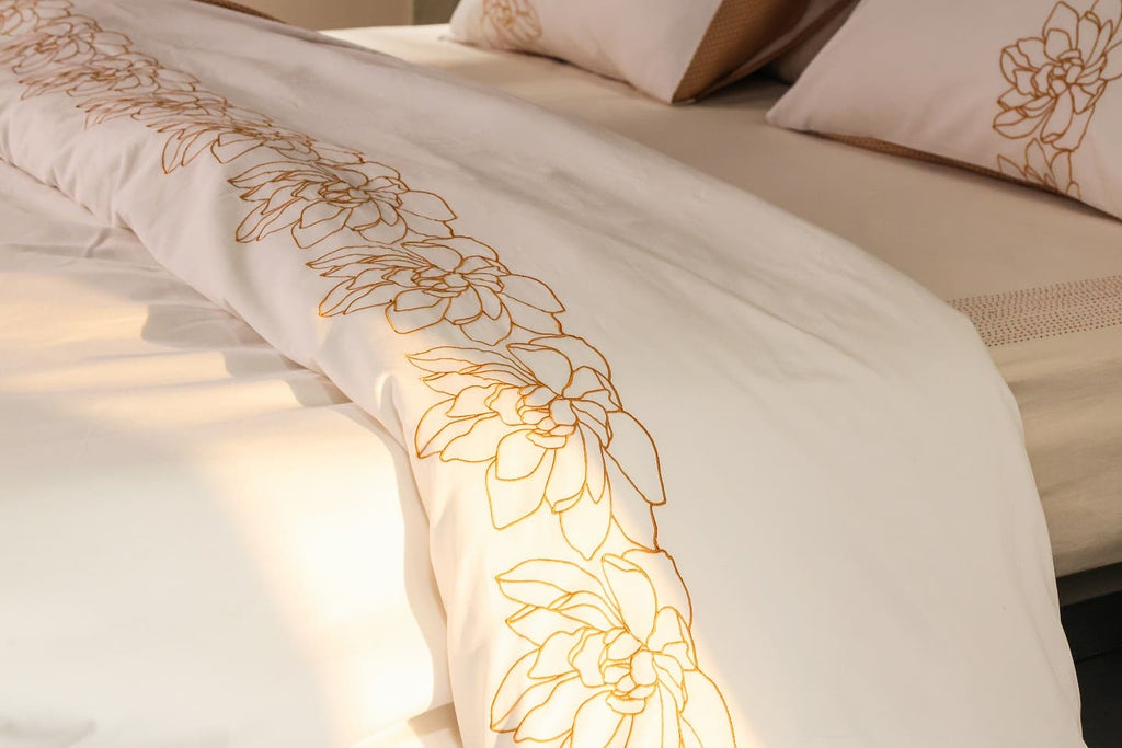 Ecrue Embroidered Cotton Satin Duvet Cover Set