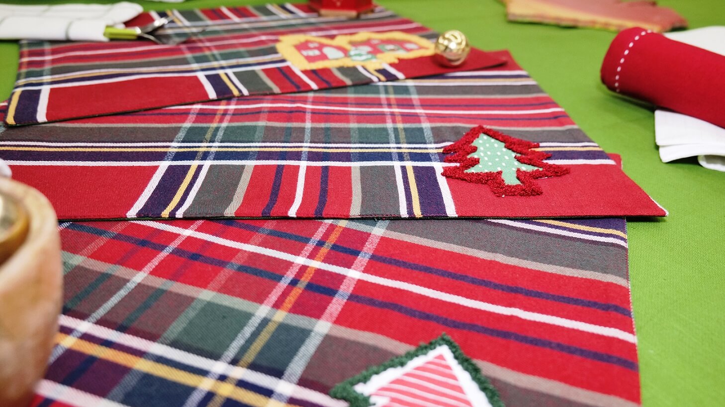 Classic Plaid Christmas Placemat