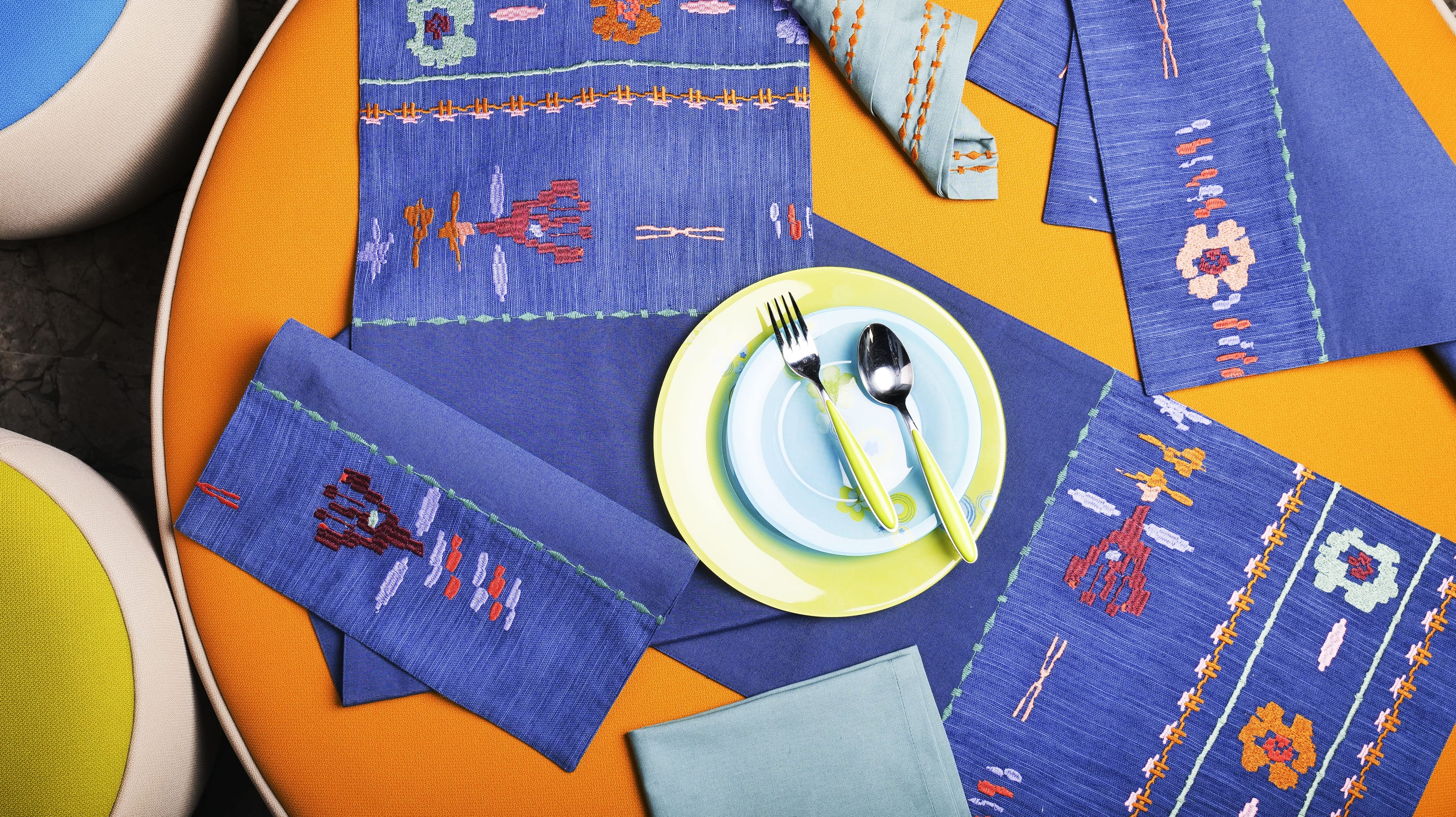 Cotton Woven Rib Embroidered Table Set Cotton Woven Rib