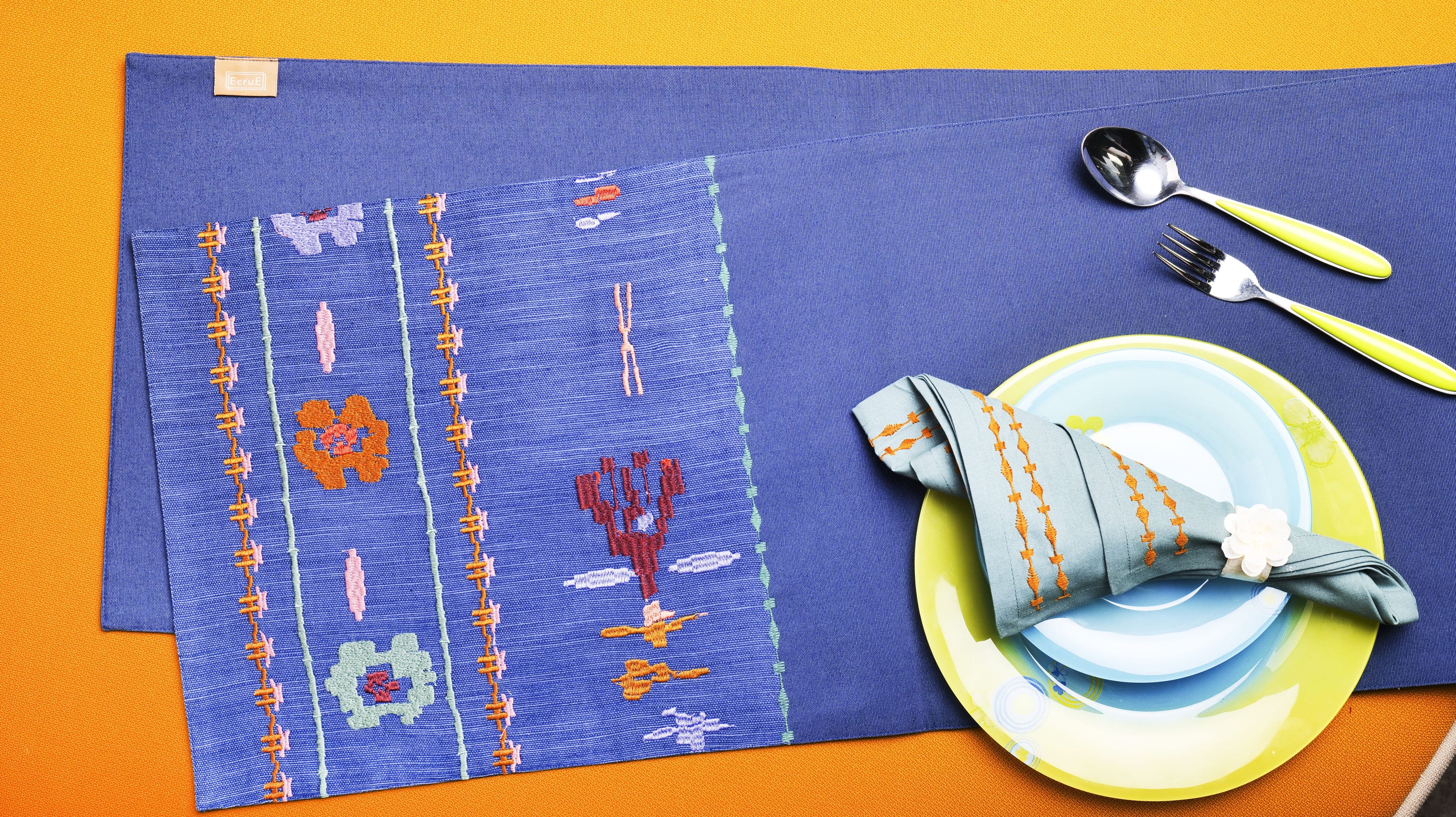 Cotton Woven Rib Embroidered Table Set Cotton Woven Rib