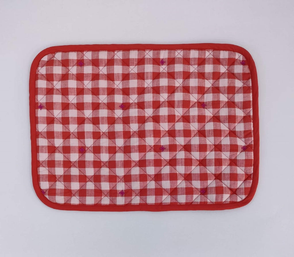 Gingham Christmas Quilted Placemat