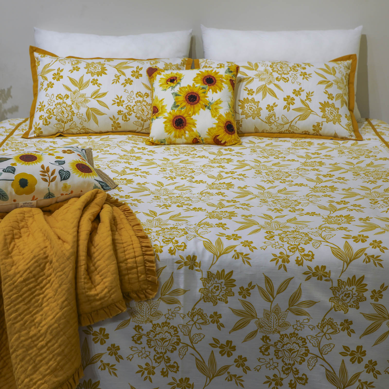 Floral Land Printed Bed Sheet EcruE